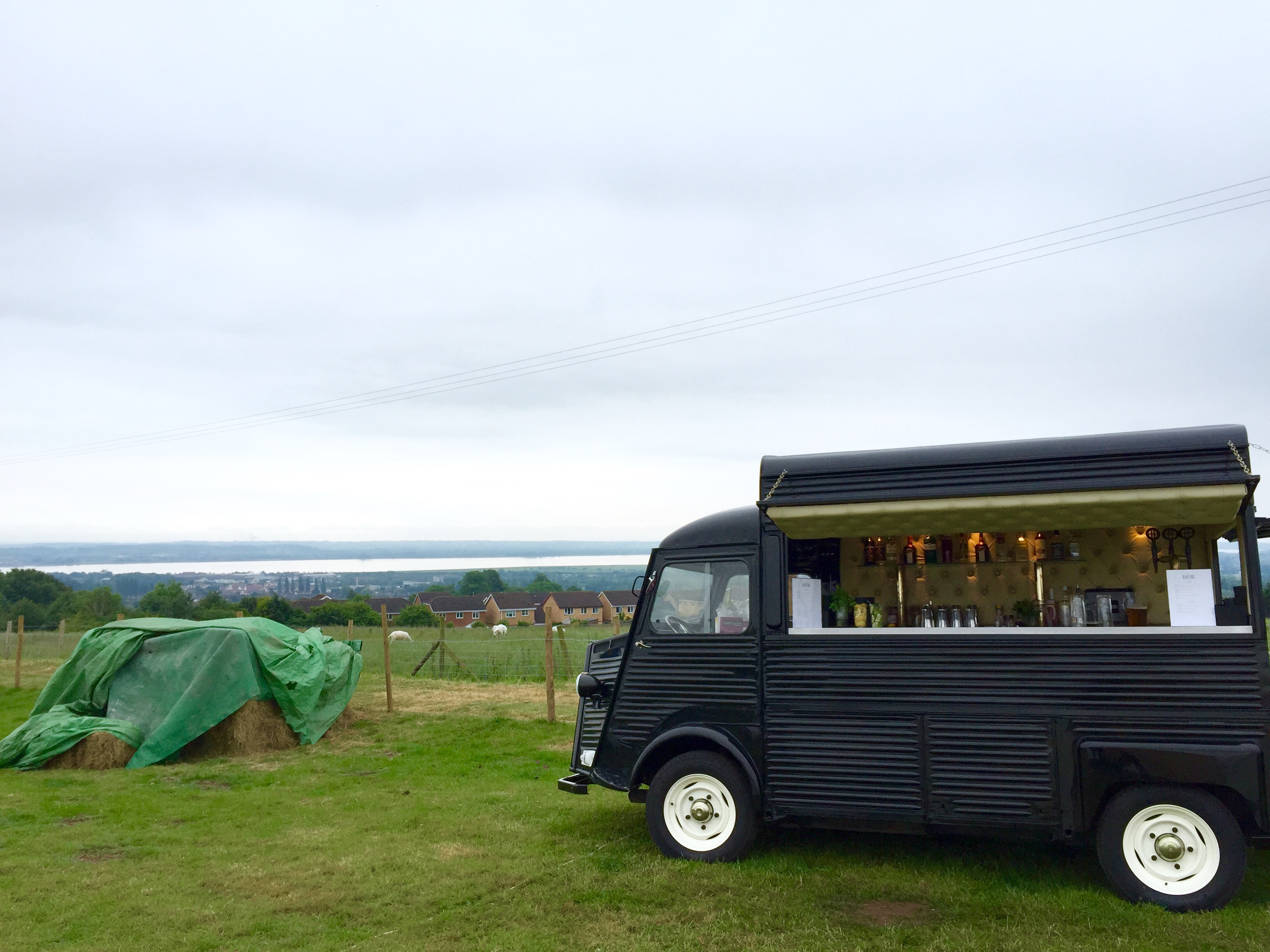 mobile bar